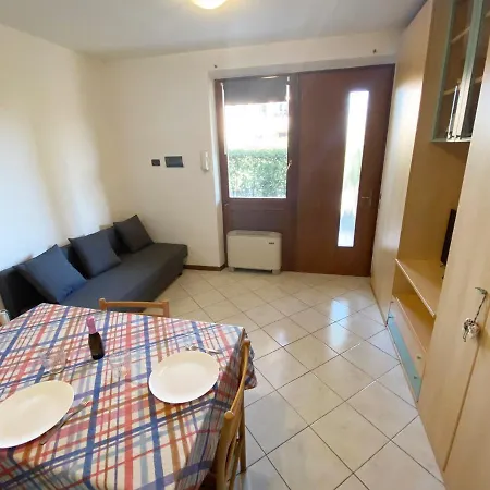 Apartment With Garden And Grill - Green Sirmione