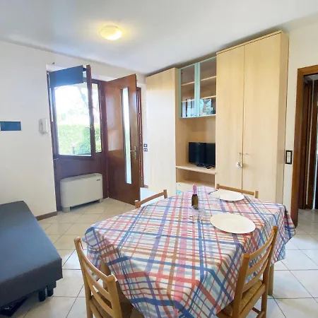 With Garden And Grill - Green Sirmione Apartment Desenzano del Garda